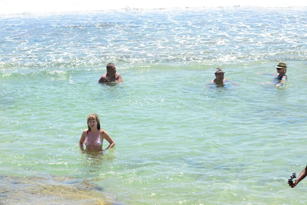 Hotel Lanka Super Corals Hikkaduwa Kültér fotó