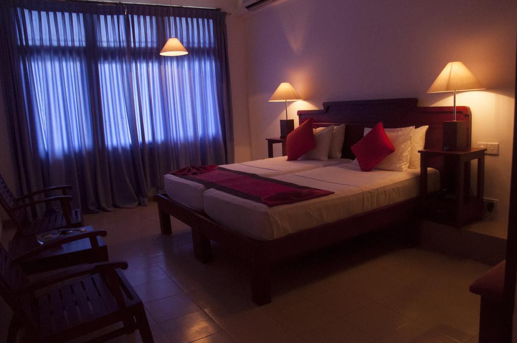 Hotel Lanka Super Corals Hikkaduwa Kültér fotó